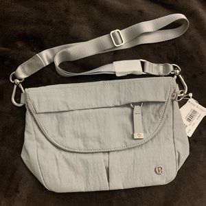 Lululemon all night festival bag